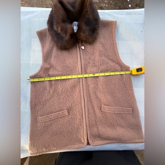 WOMENS Lisa International Tan Boiled Wool Vest Medium - Picture 3 of 7